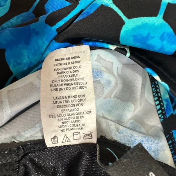 Azul Swimsuit Womens 22W Blue Black Floral Tankini One‎ Piece Padded Beach - Picture 7 of 7